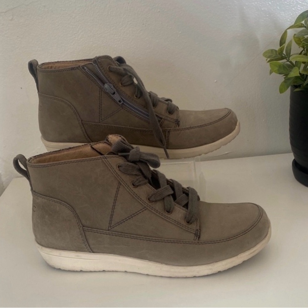 Vionic Zip-Up Comfort Sneakers Size 7 | Walking Shoes